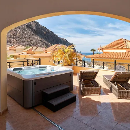 Ocean View With Private Jacuzzi Los Cristianos (Tenerife)